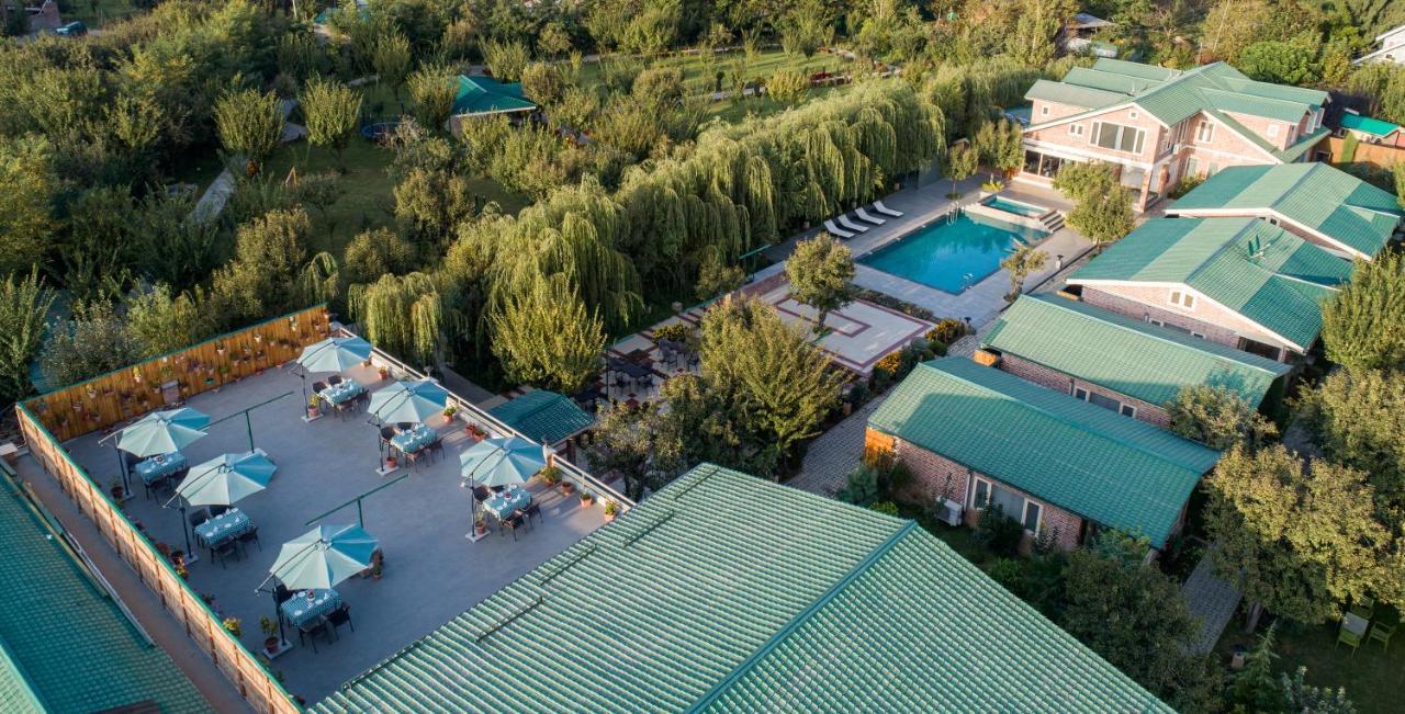 The Orchard Retreat & Spa Сринагар Экстерьер фото