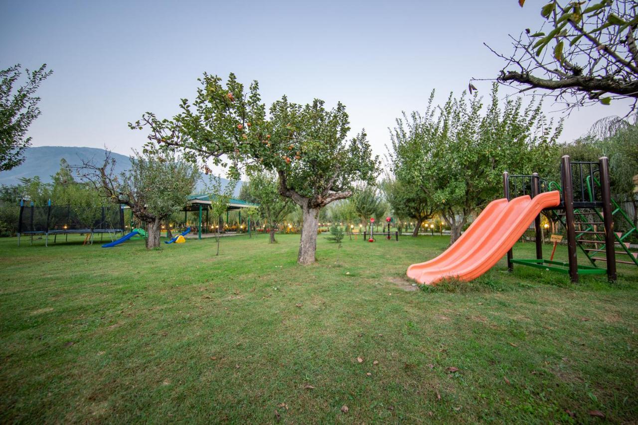 The Orchard Retreat & Spa Сринагар Экстерьер фото